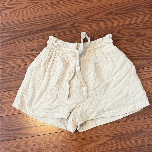 White Fox Boutique Pants - White Fox Boutique High Waist Cream Shorts